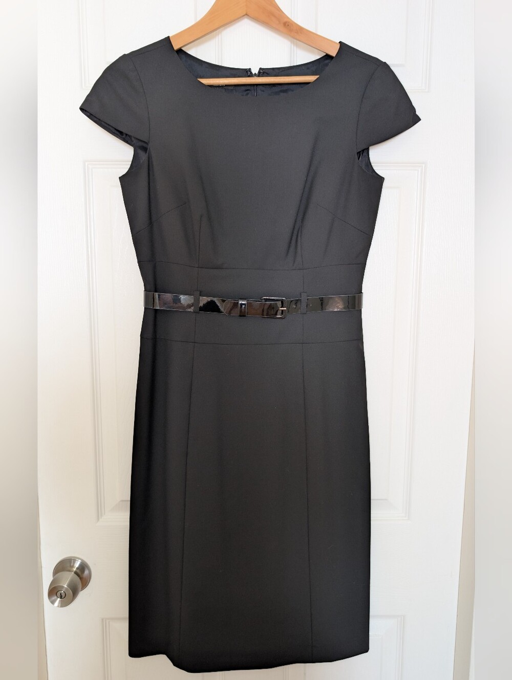 Alfani Size 2 Black Dress With Belt